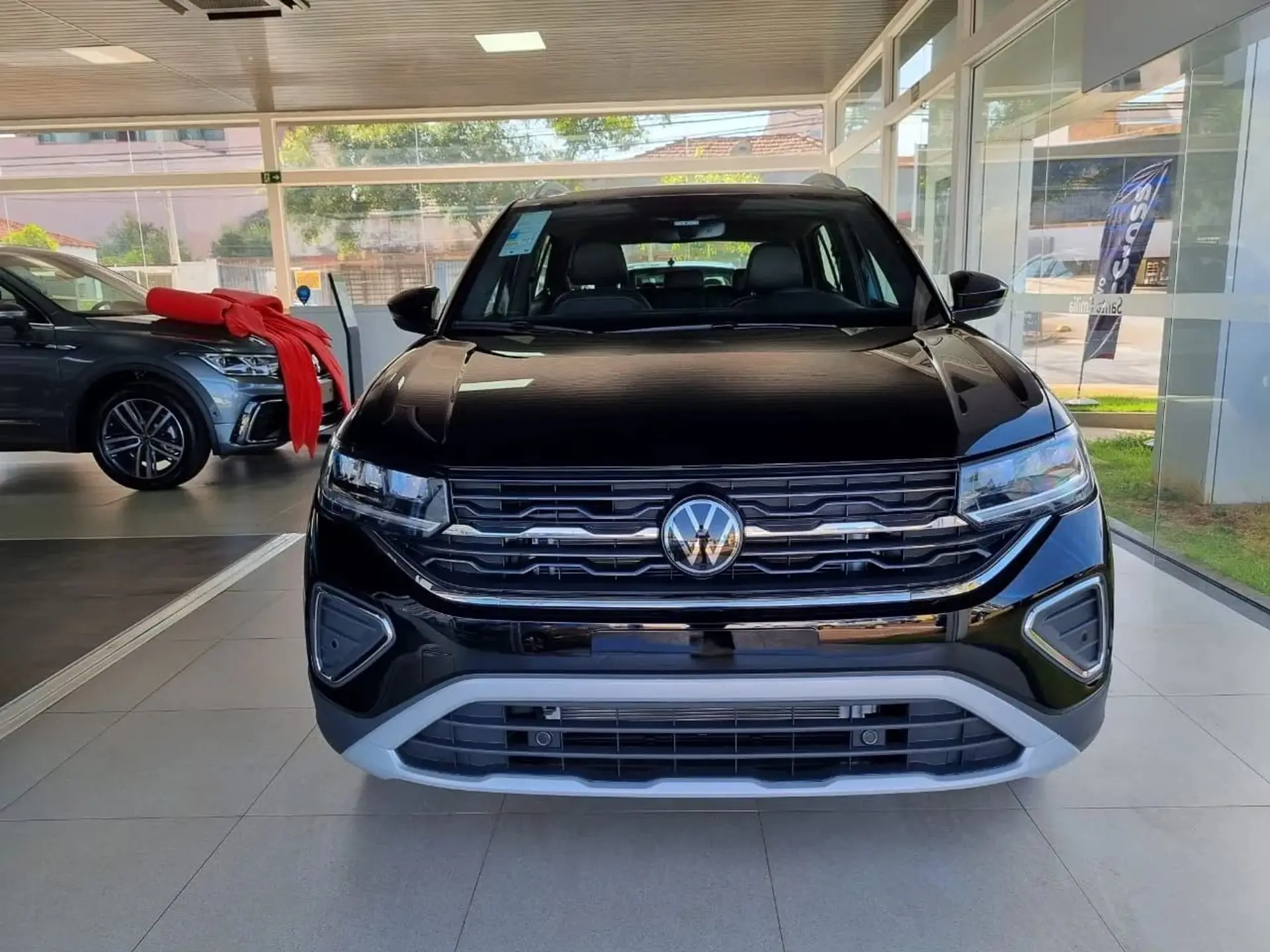 Volkswagen corta R$ 39.837,37 do T-Cross Highline 2026 em oferta para PcD