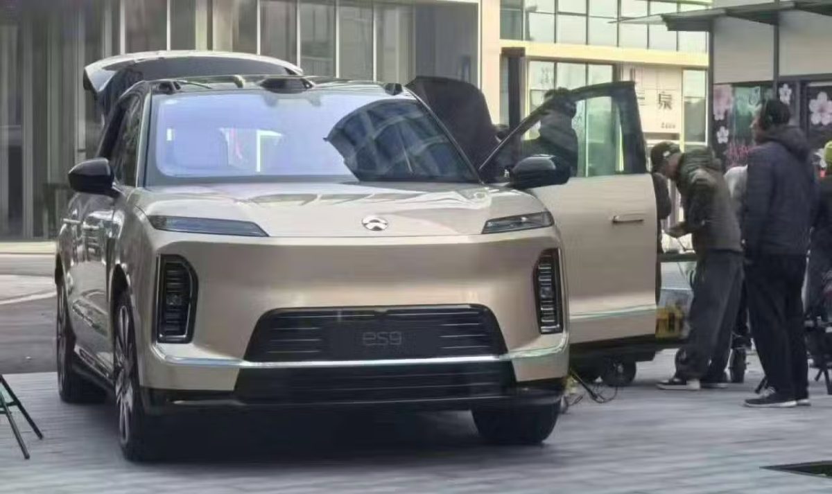 Nio ES9, o SUV elétrico mais imponente da China, é flagrado antes da estreia