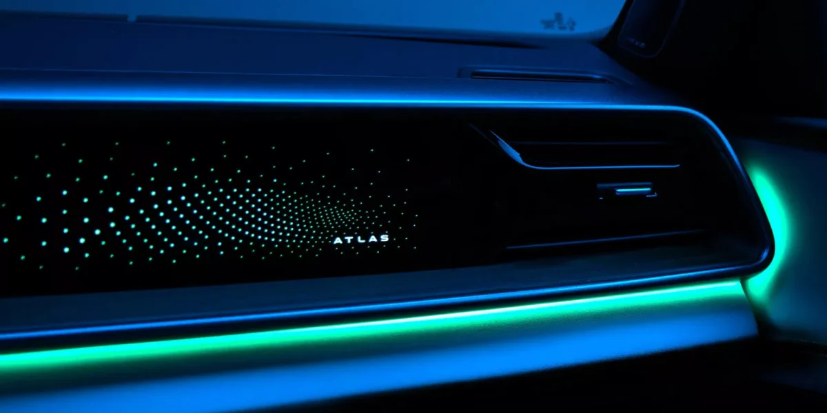 Novo Volkswagen Atlas 2027 aposta em cabine high-tech com tela invisível