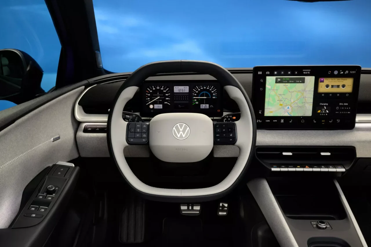 Flagra revela Volkswagen ID. Polo com pouca camuflagem pela primeira vez