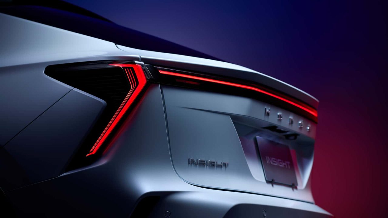 Honda prepara retorno do Insight em 2027, agora como crossover elétrico