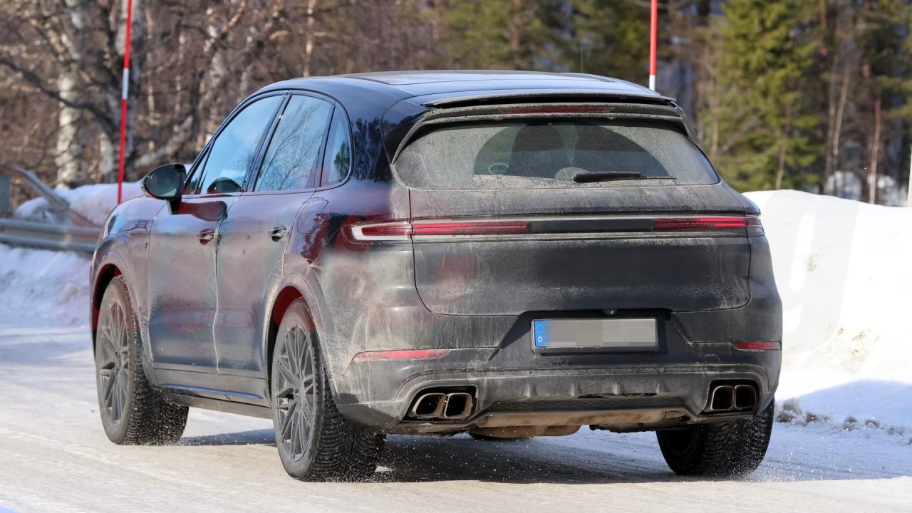 Cayenne mais potente da Porsche passará por atualizações visando a linha 2027