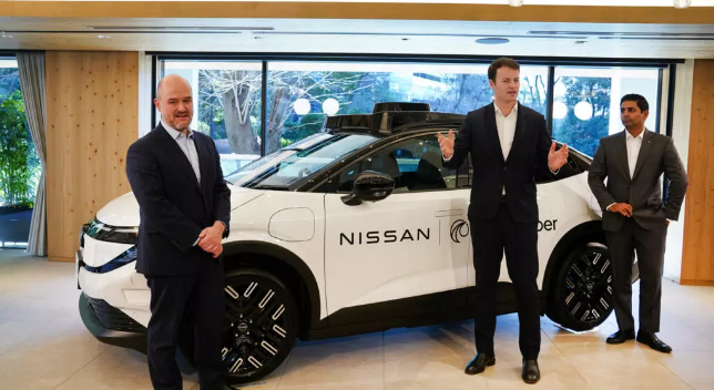 Nissan, Uber e Wayve anunciam plano de táxis autônomos em Tóquio