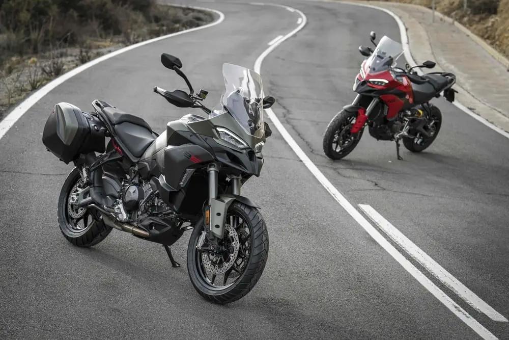 Ducati lança no Brasil a Multistrada V2S 2026 com menos peso e mais tecnologia