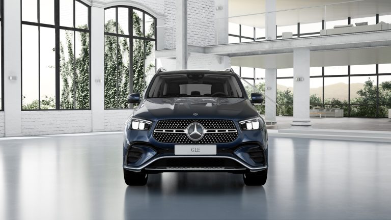 Mercedes-Benz lança GLE 450 d 4MATIC AMG Line no Brasil com design renovado