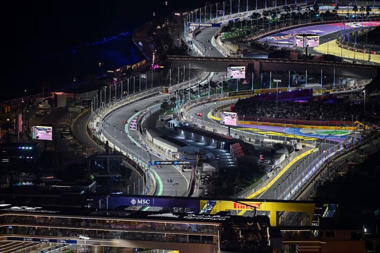 Fórmula 1 cancela GPs do Bahrein e da Arábia Saudita previstos para abril