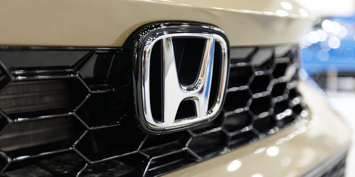 Honda projeta perda bilionária com reestruturação da divisão de veículos elétricos