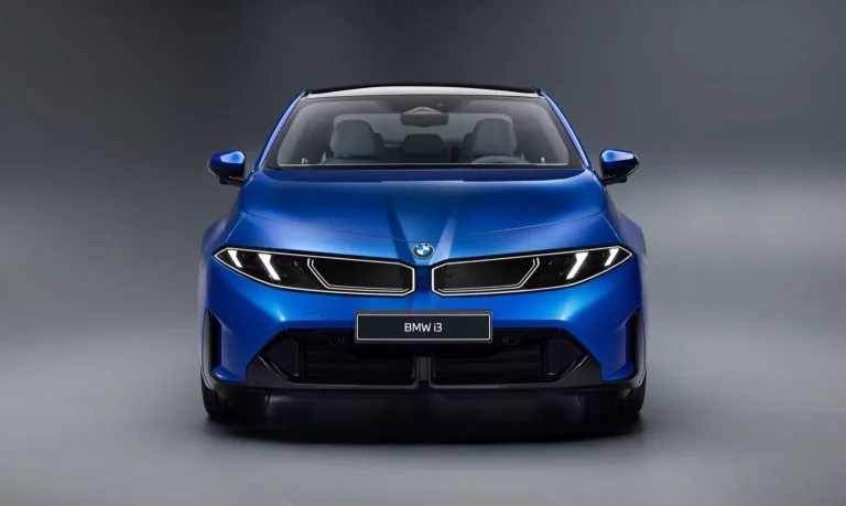 Novo BMW i3 Neue Klasse aposta em arquitetura de 800V e até 463 cv com dois motores