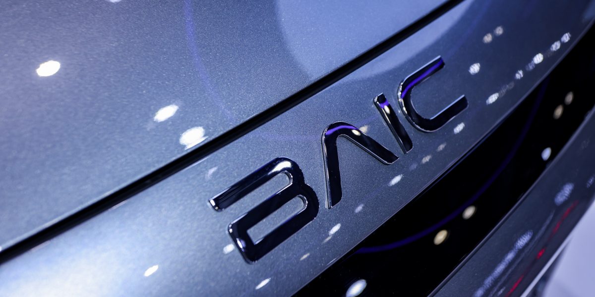 BAIC aposta em bateria de sódio com recarga em 11 minutos e desafia o lítio