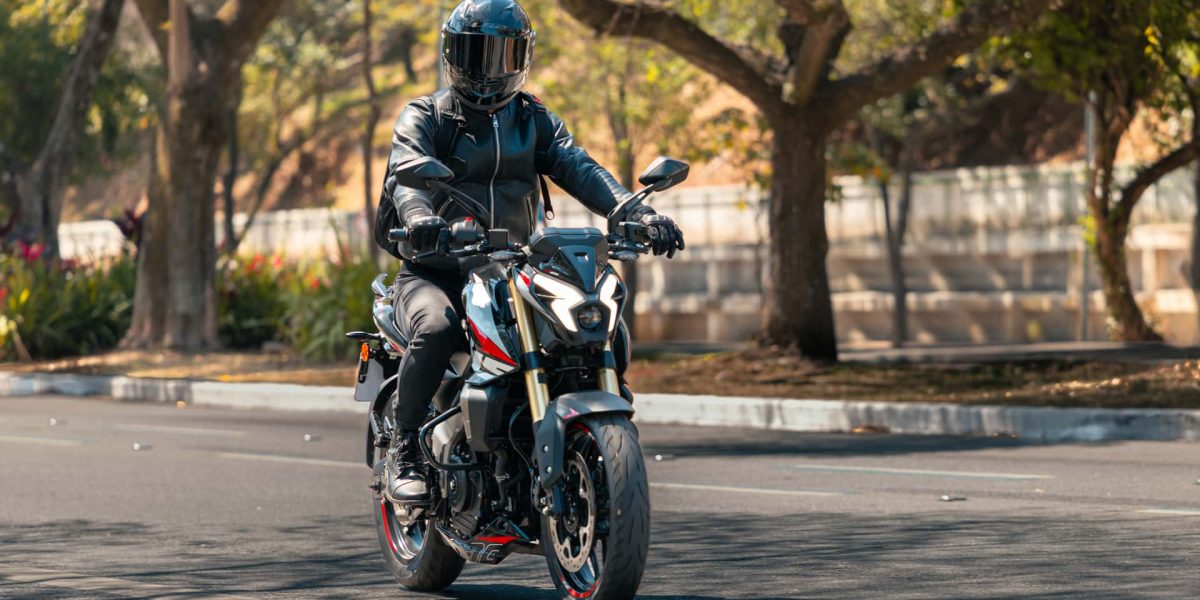 Bajaj celebra 50 mil motos vendidas no Brasil desde sua chegada