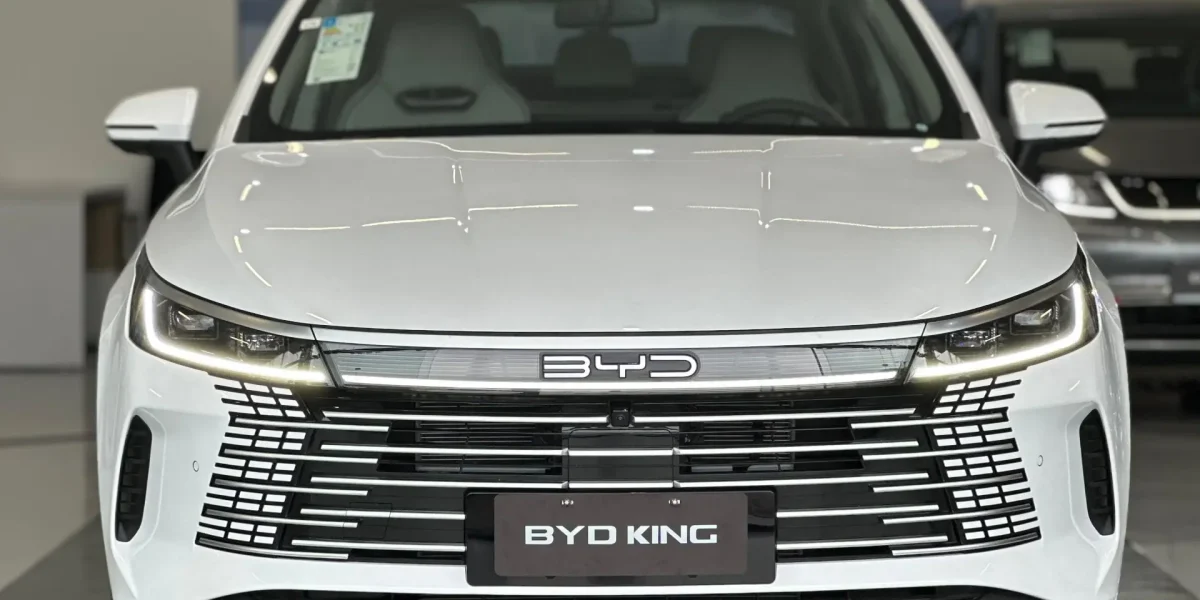 BYD King aparece com super oferta e desconto de R$ 25 mil neste mês