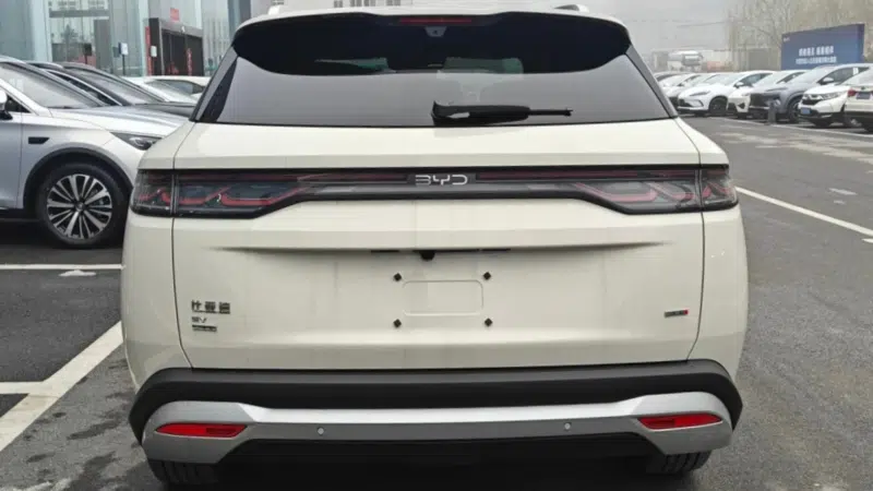 BYD Song Ultra inicia pré-venda com 362 cv e inusitado “Modo Cama Grande”