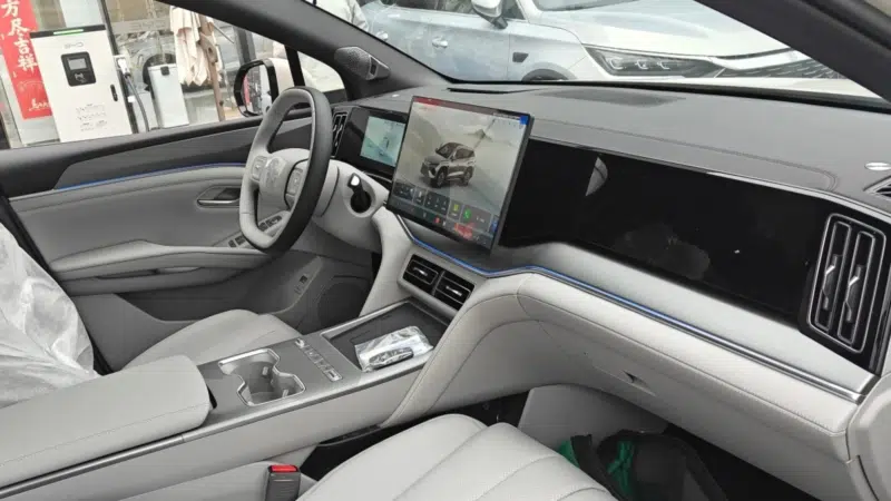 BYD Song Ultra inicia pré-venda com 362 cv e inusitado “Modo Cama Grande”