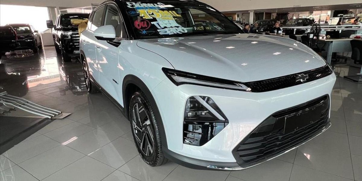 Chevrolet corta R$ 20.020,00 do Captiva EV Premier em oferta para CNPJ