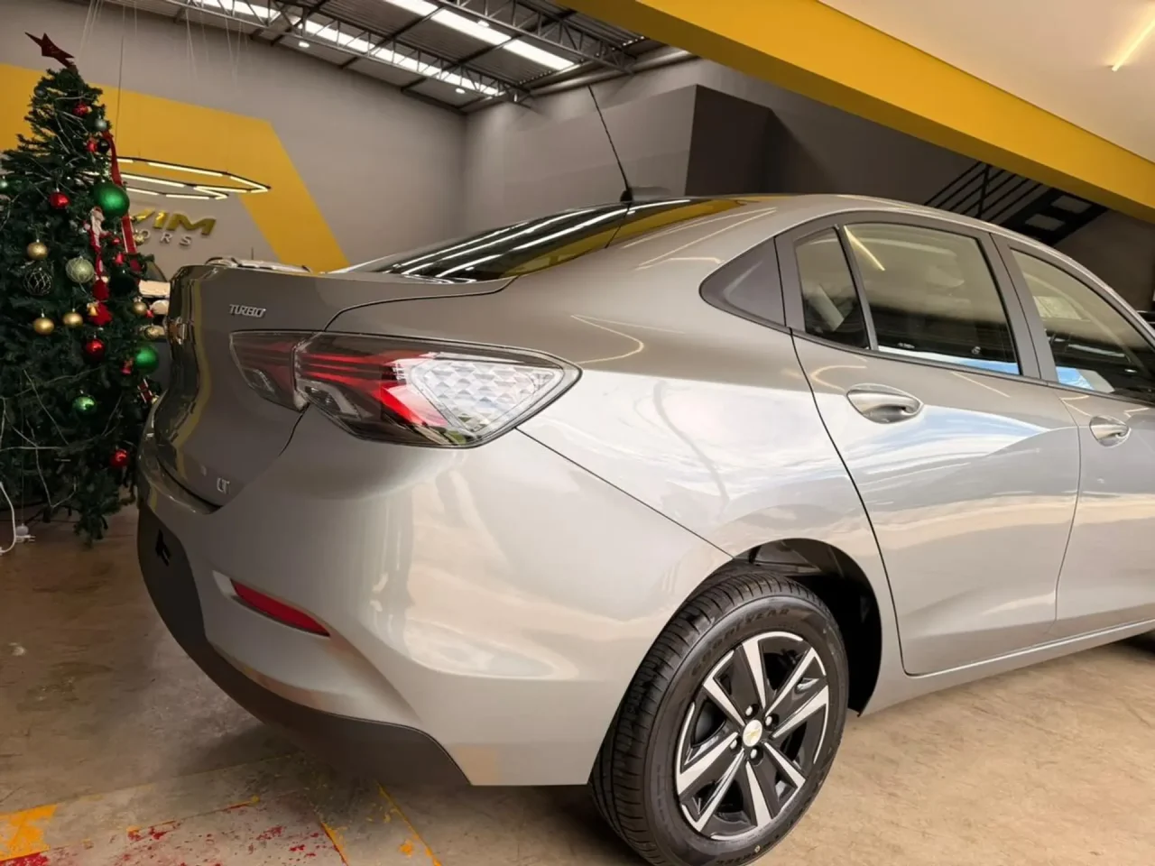 Chevrolet dá R$ 23.935,00 de desconto no Onix Plus LT para PcD