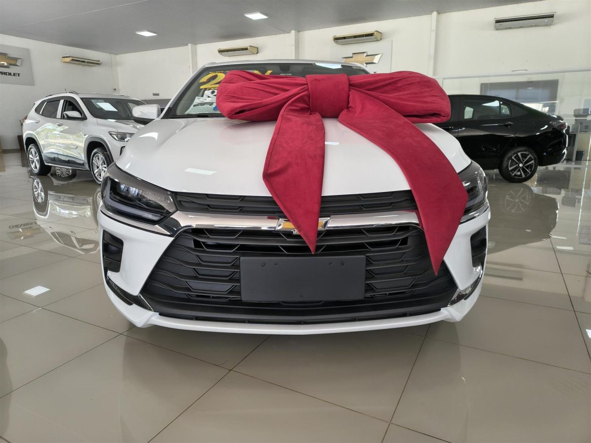 Chevrolet concede R$ 17.880,00 de desconto no Onix LTZ para PcD em março