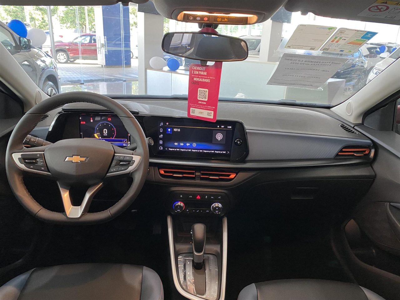 Chevrolet oferece R$ 25.070,00 de desconto no Onix Plus LTZ para PcD em março