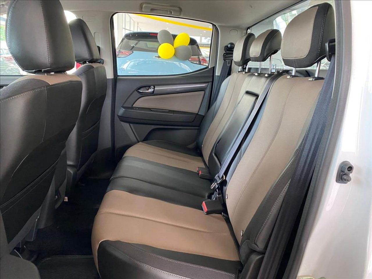 Chevrolet aplica desconto de R$ 57.600,00 na S10 WT AT para CNPJ em março