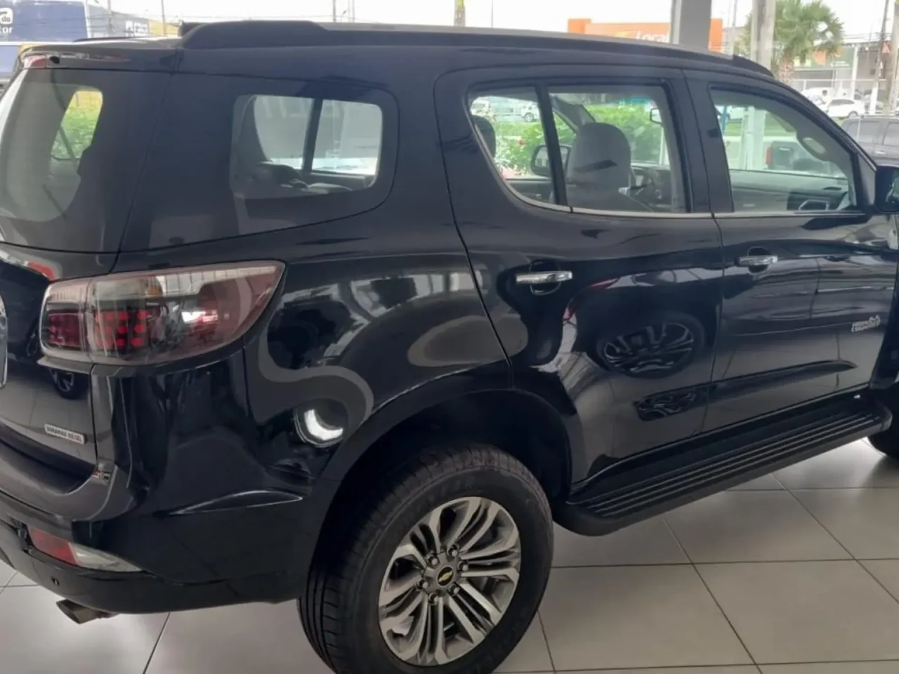 Chevrolet Trailblazer ganha desconto de R$ 37.800,00 para CNPJ em março