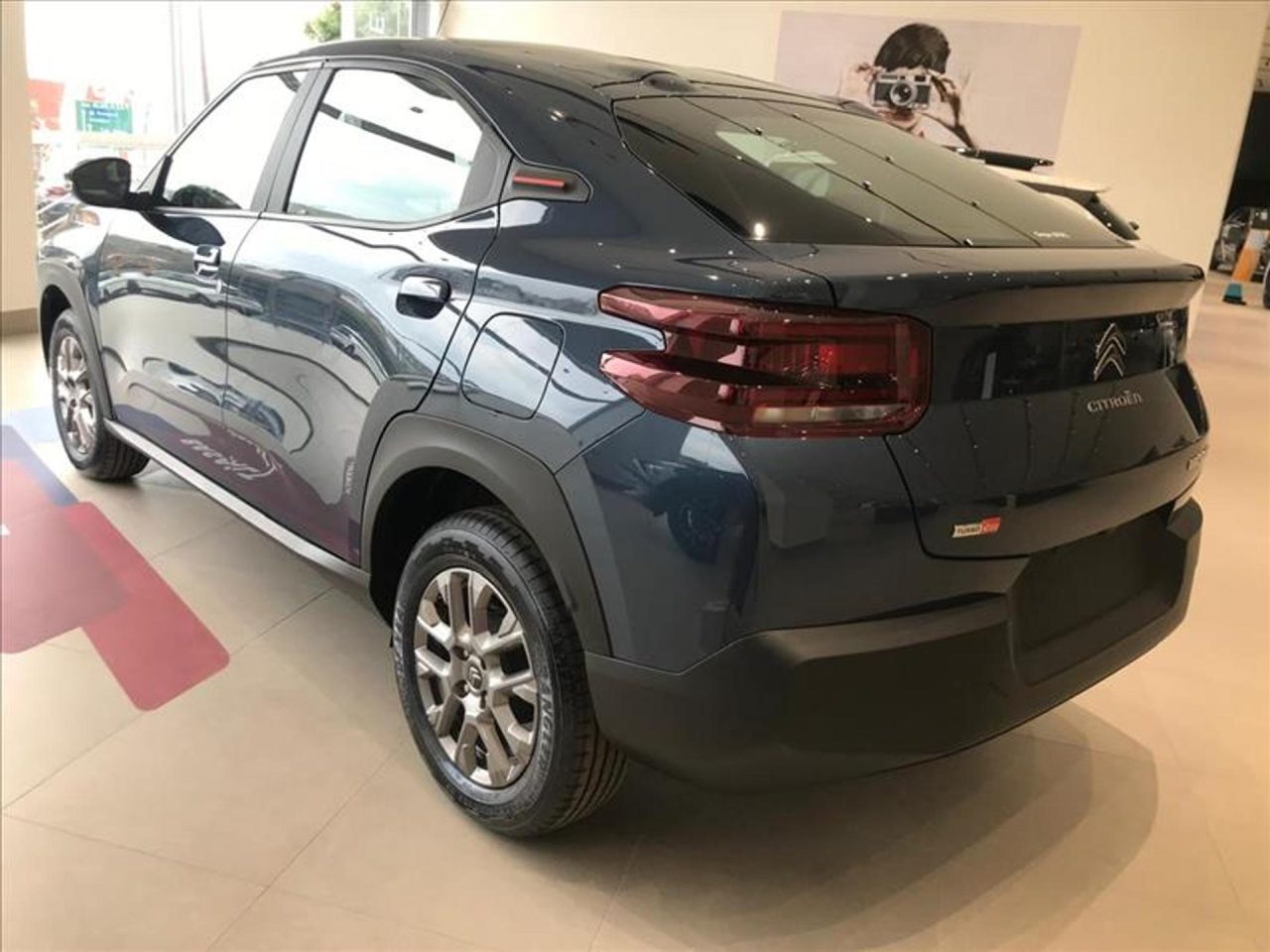 Citroën concede R$ 17.117,86 de desconto no Basalt Feel 1.0 para PcD em março