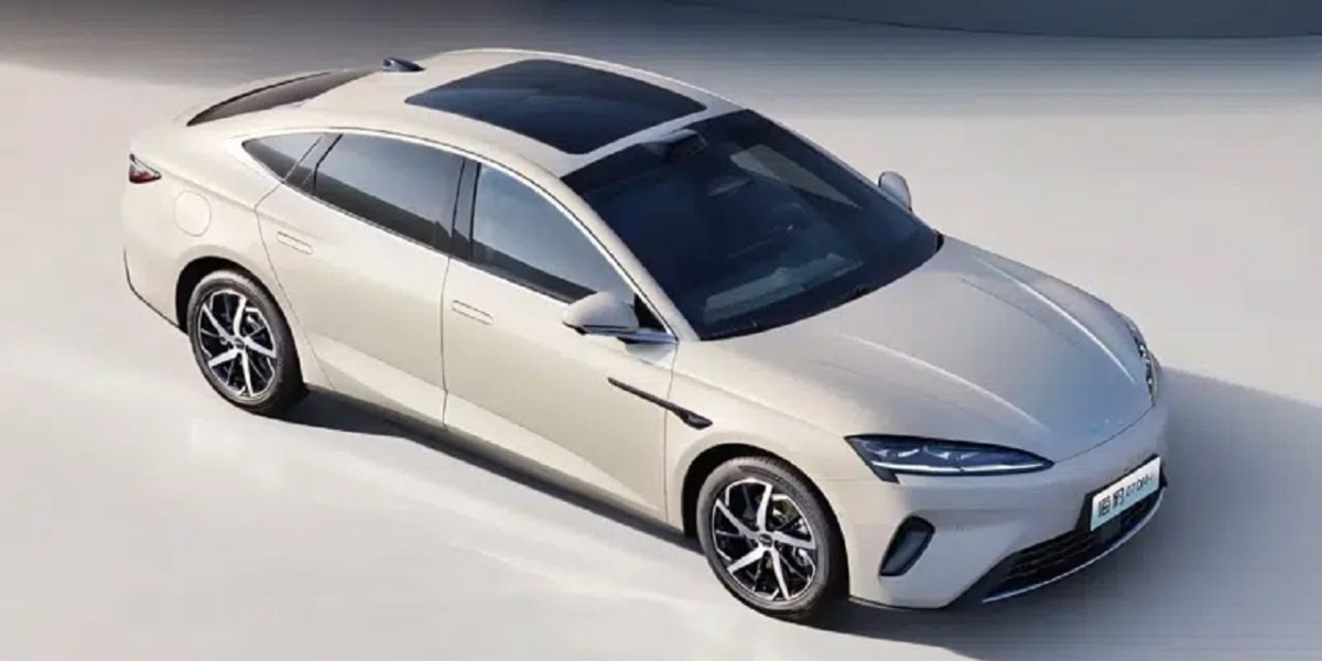 BYD mostra o Seal 07 EV em imagens inéditas antes da apresentação oficial
