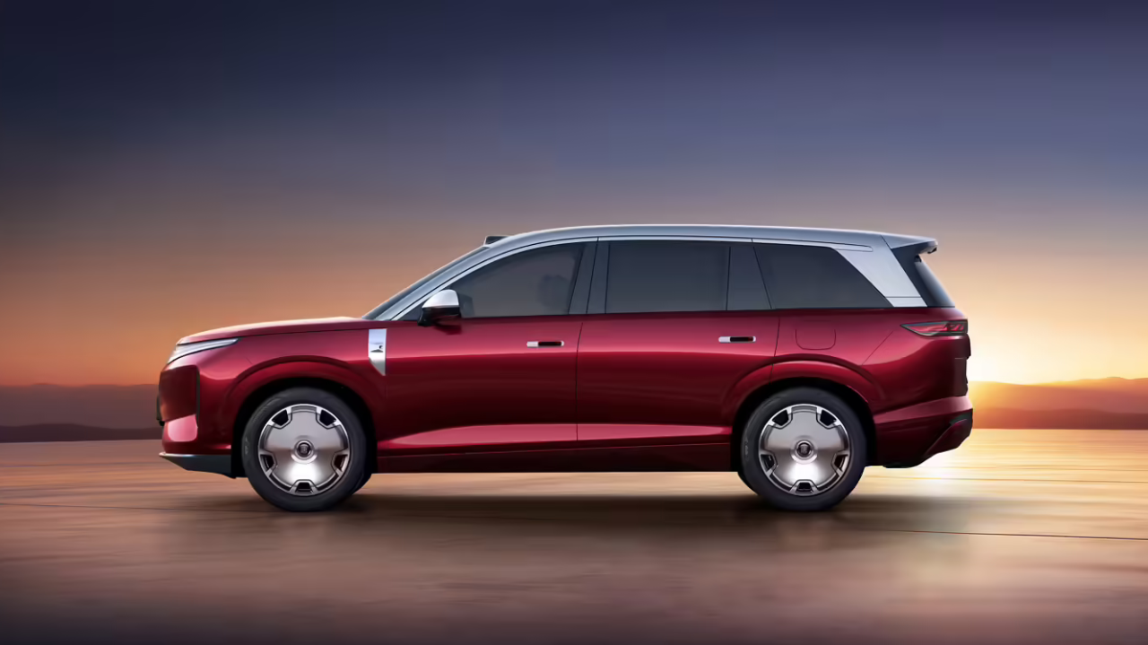 BYD revela oficialmente o Great Tang, SUV do segmento D que estreia em 5 de março