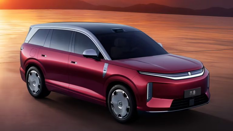 BYD revela oficialmente o Great Tang, SUV do segmento D que estreia em 5 de março