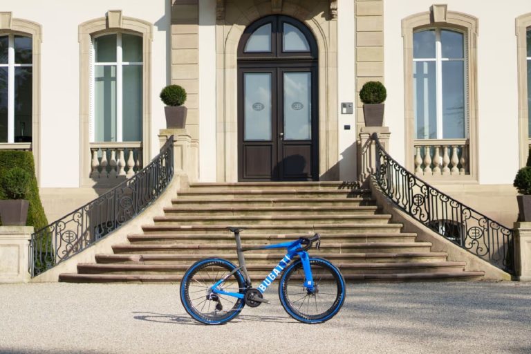 Bugatti lança bicicleta de luxo que custa mais que um Toyota Corolla
