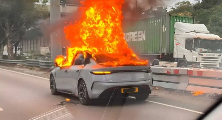 BYD Seal provoca tumulto no trânsito em Hong Kong; motorista sai antes do colapso