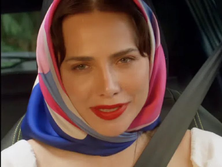 Peugeot lança campanha digital “Peugeot Play” estrelada por Leticia Colin