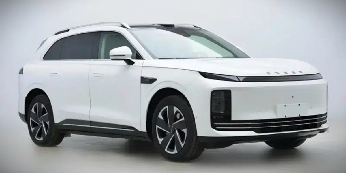 Chery revela o novo Exeed EX7, SUV elétrico com 3 metros de entre-eixos e motor de 230 kW