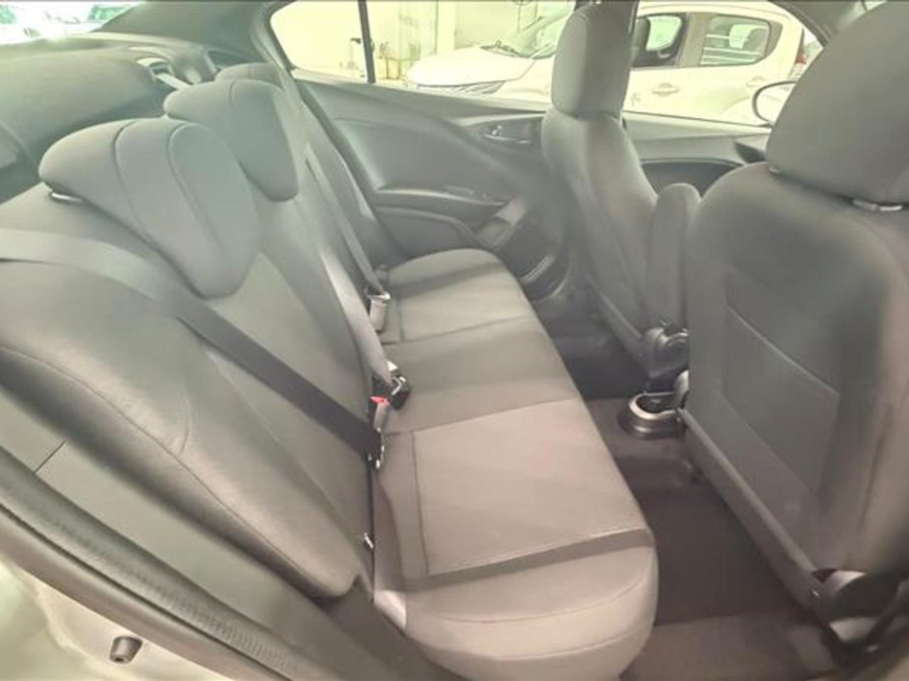 Fiat Cronos Drive 1.0 fica R$ 18.000,00 mais barato para PcD em março