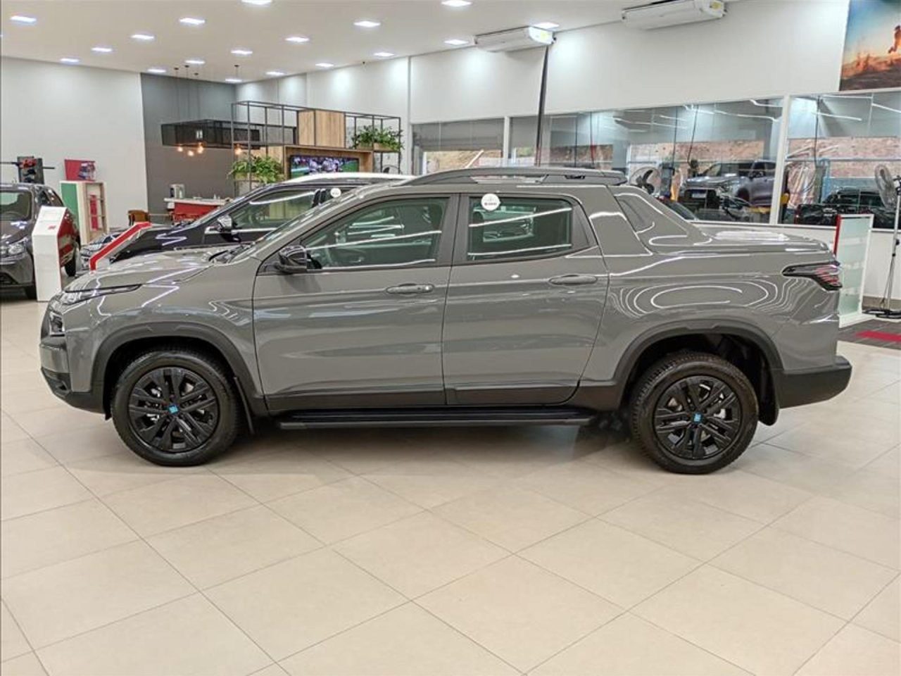 Fiat Toro Volcano Diesel fica R$ 38.500,00 mais barato para CNPJ em março