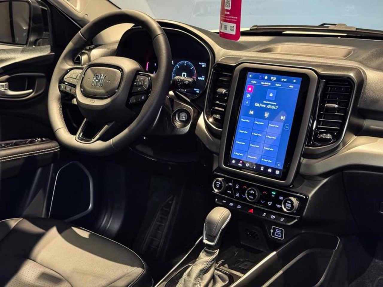 Fiat Toro 2027 vai ganhar edição comemorativa de 50 anos com sistema MHEV