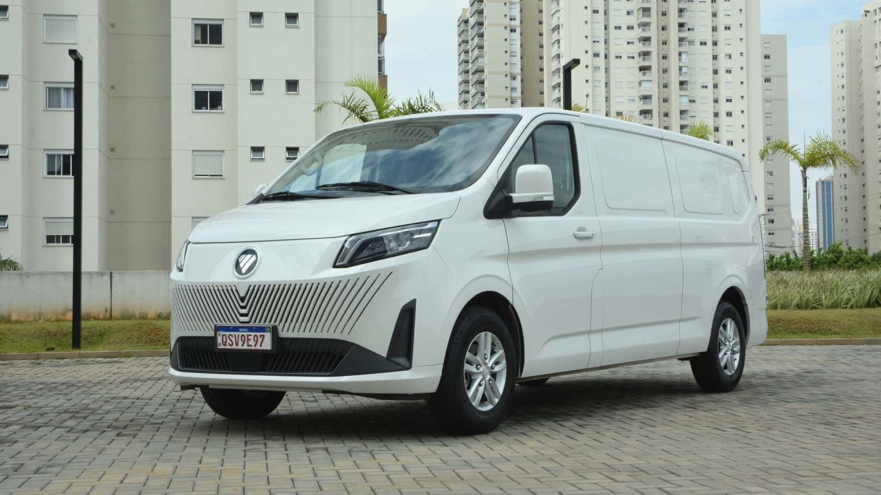 Foton estreia linha de comerciais elétricos no Brasil com preços a partir de R$ 235 mil