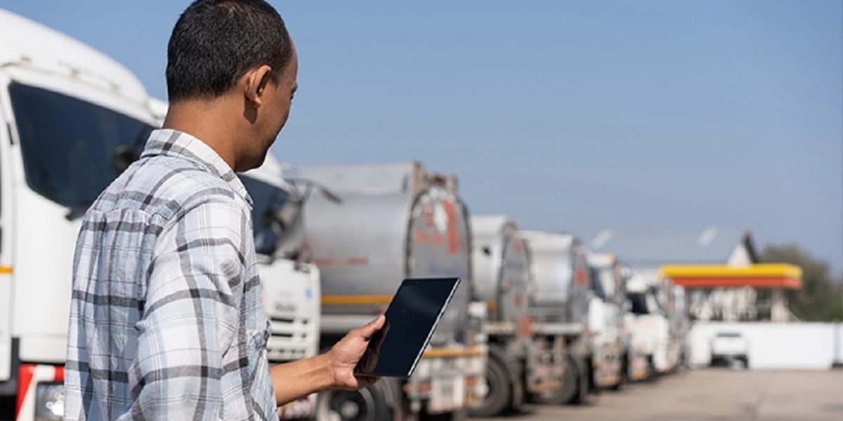 Frete rodoviário registra alta com atualização de preços do governo