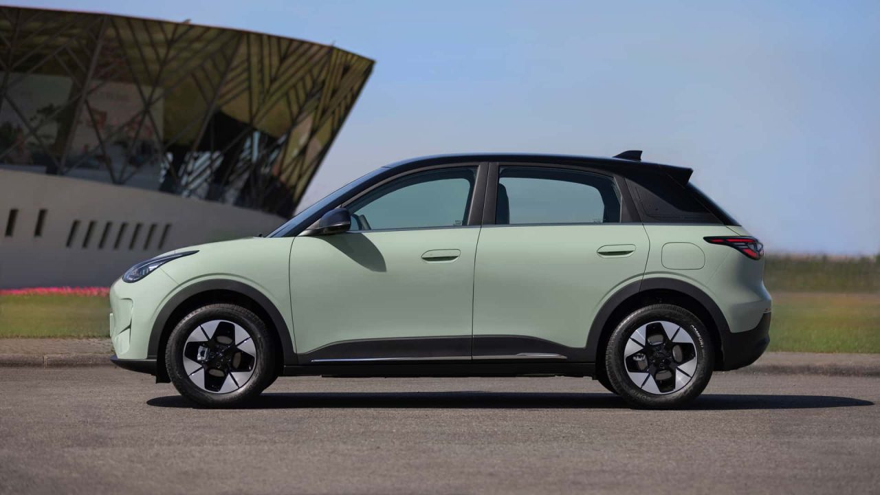 Geely reajusta EX2 Pro em R$ 3.800 e modelo já custa mais de R$ 120 mil