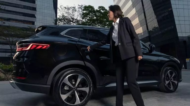 Corrida a R$ 1: ‘Uber’ de carros blindados faz ação especial no Dia da Mulher