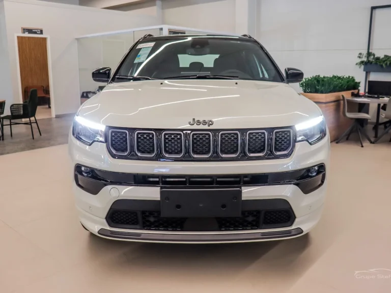 Jeep reduz preço do Compass Sport em R$ 33.245,00 para PcD em maio