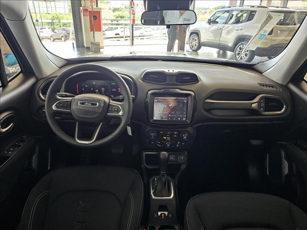 Jeep libera R$ 19.400,00 de desconto no Renegade Sport para PcD