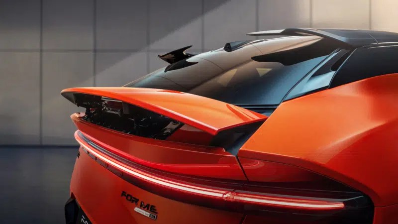 Lotus Eletre X híbrido plug-in abre pré-venda na China em 10 de março e chega à Europa em junho