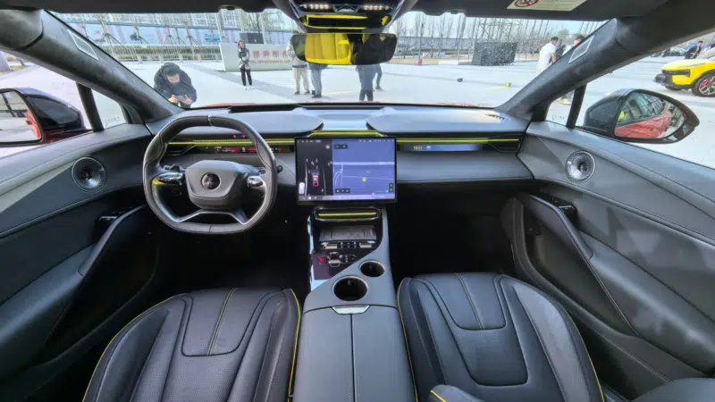Novo Lotus Eletre X é lançado na China com 939 cv e tecnologia elétrica de 900V