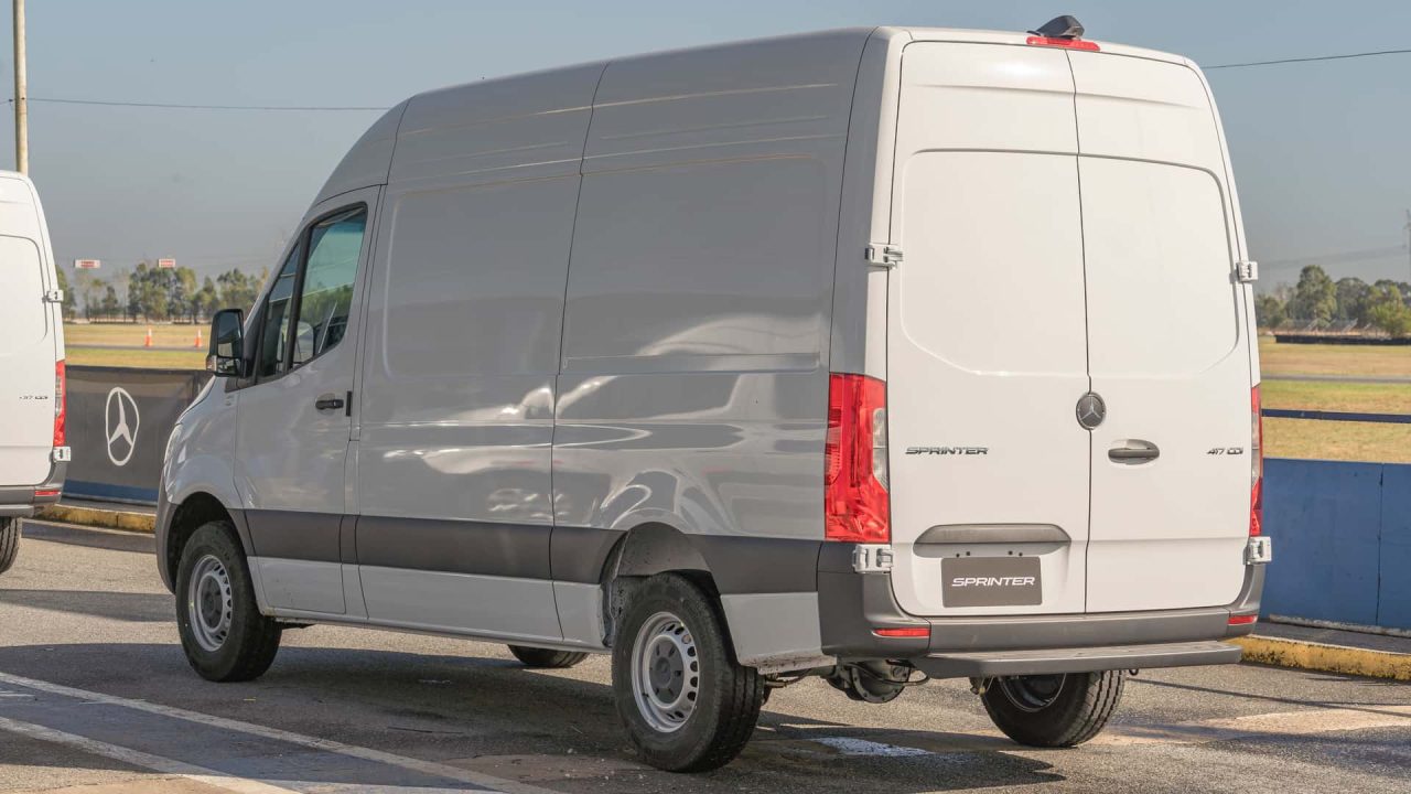 Primeiras impressões: Mercedes-Benz lança Sprinter automática no Brasil