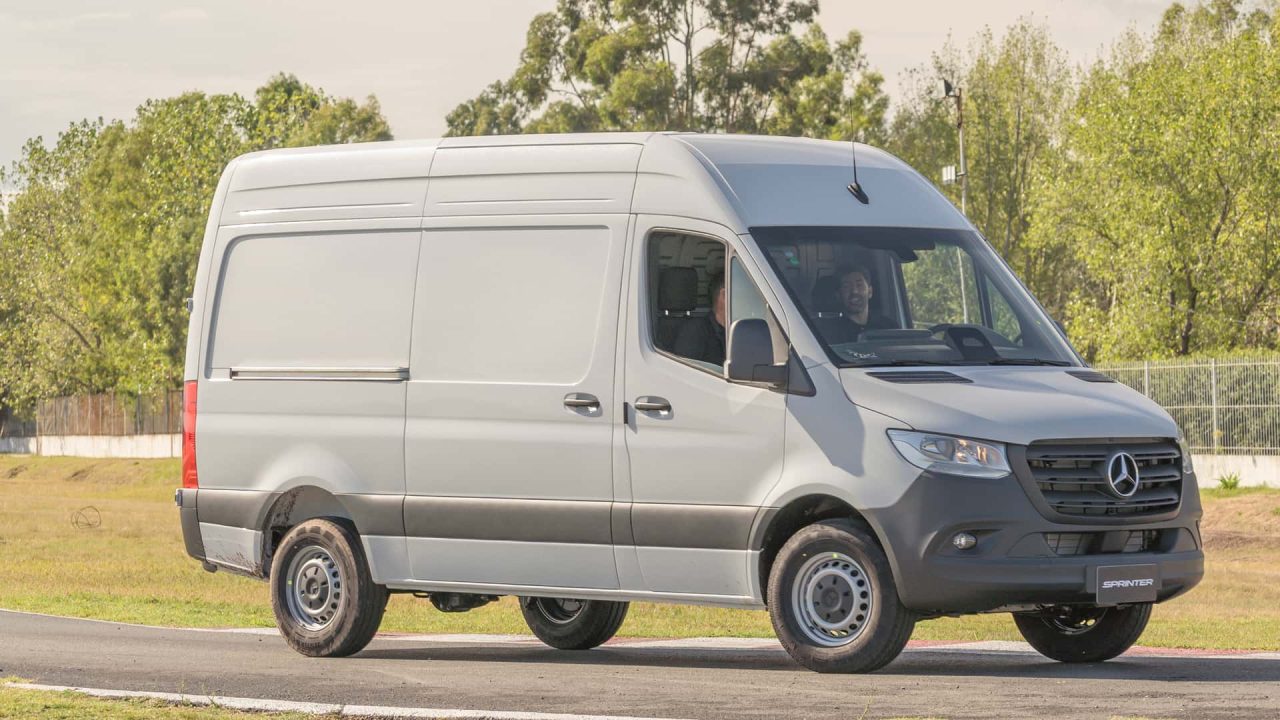 Primeiras impressões: Mercedes-Benz lança Sprinter automática no Brasil