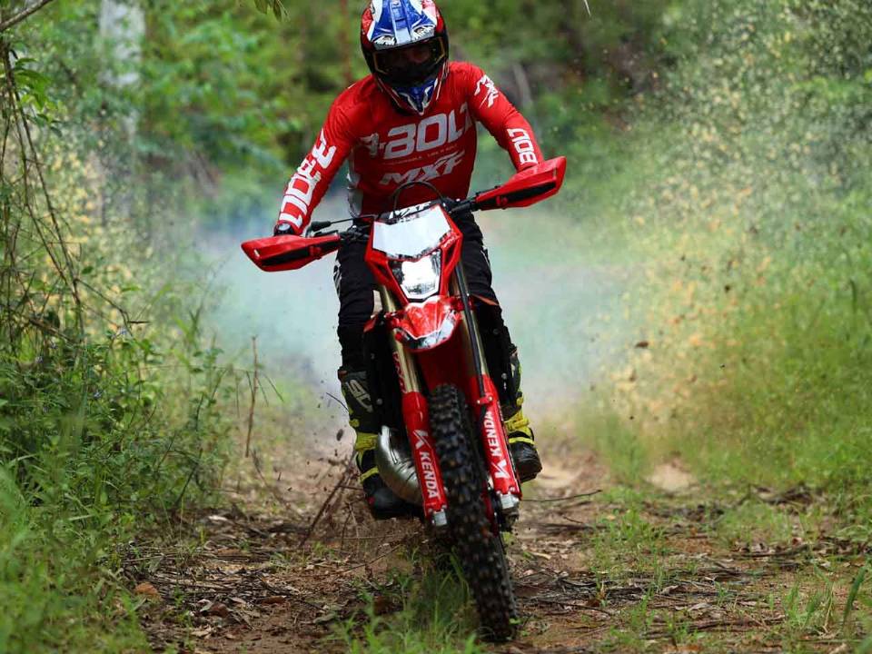 MXF 300 TSX-R surge como nova opção 300cc brasileira para o off-road