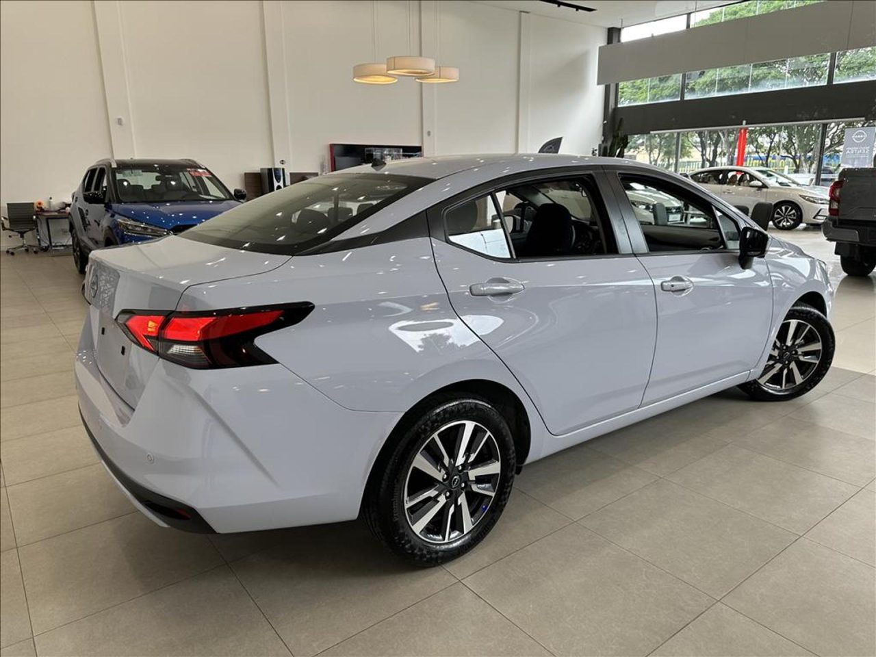 Nissan concede R$ 28.000,00 de desconto no Versa Sense para PcD em março
