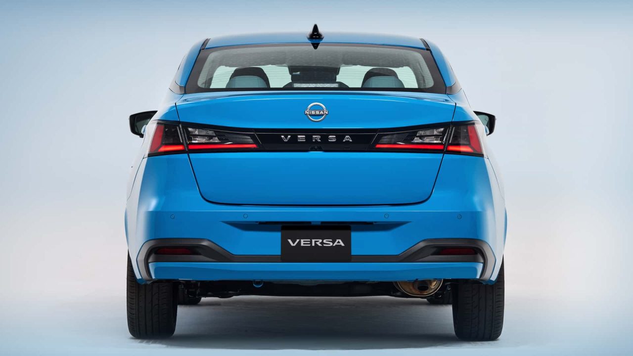 Nissan Versa 2027 chega ao México com nova identidade visual e motor 1.6 de 118 cv