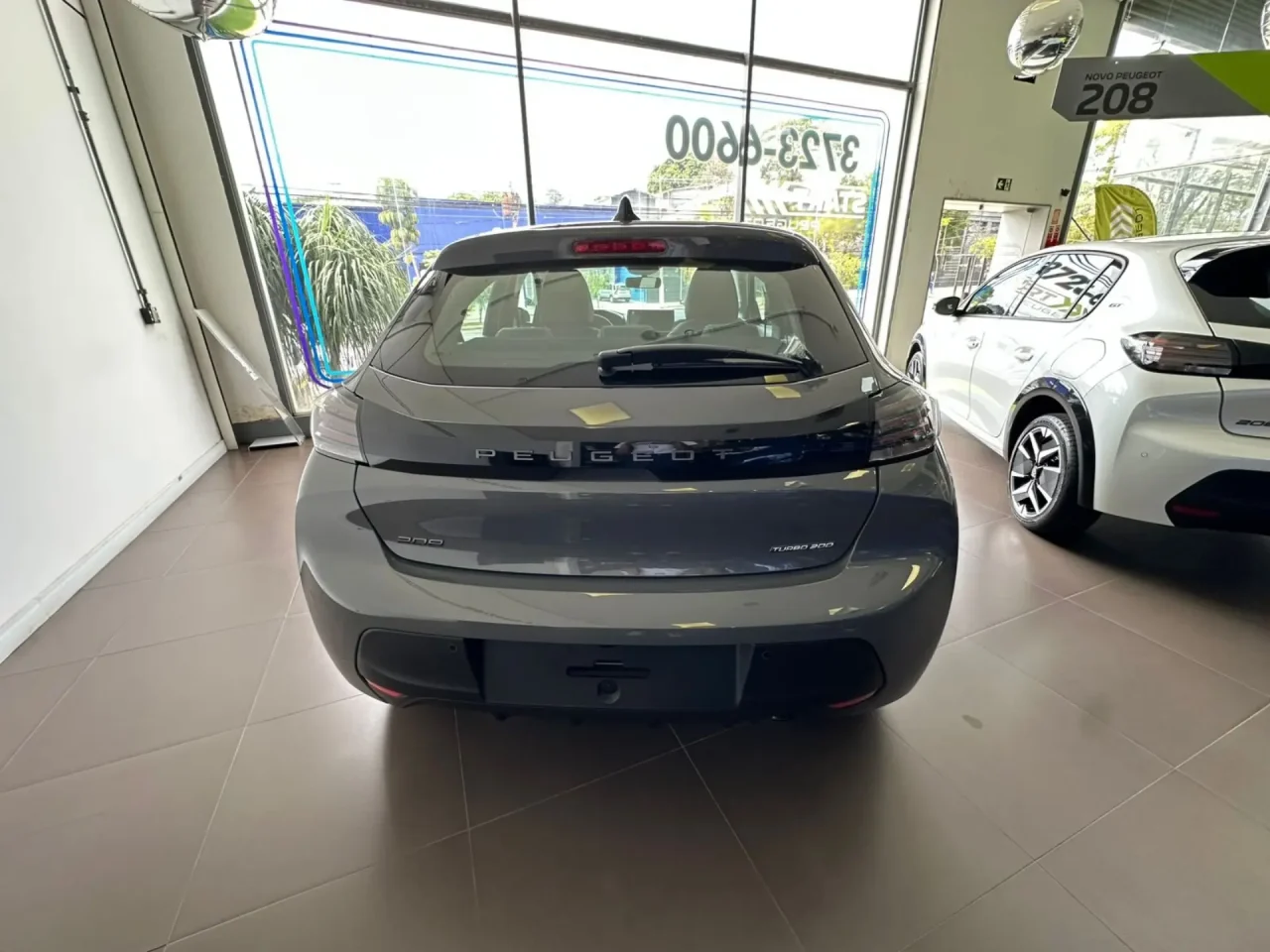 Peugeot oferece R$ 17.123,75 de desconto no 208 Style para PcD em março