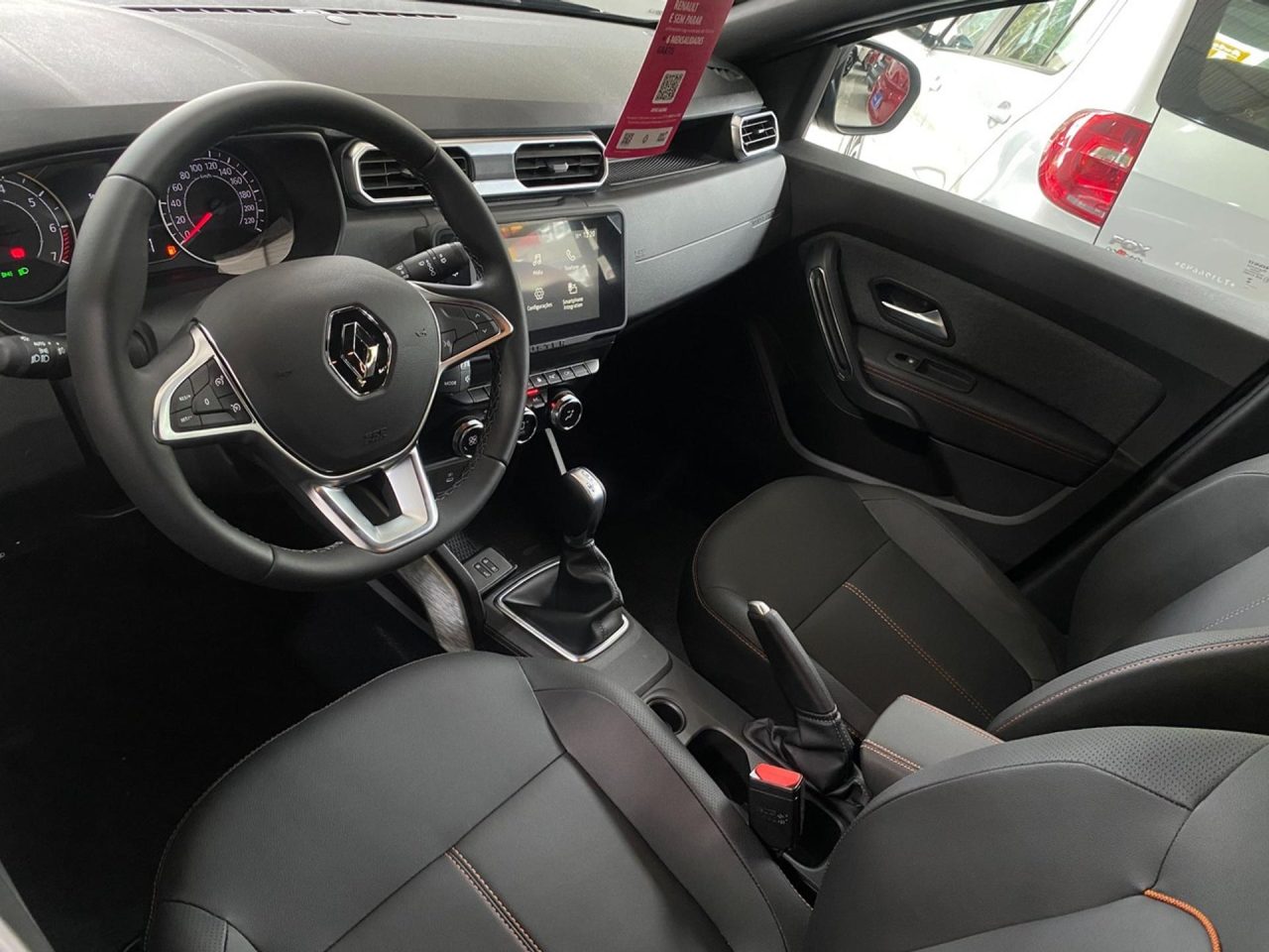 Renault oferece R$ 32.282,68 de desconto no Duster Iconic Plus 1.6 CVT para PcD em março