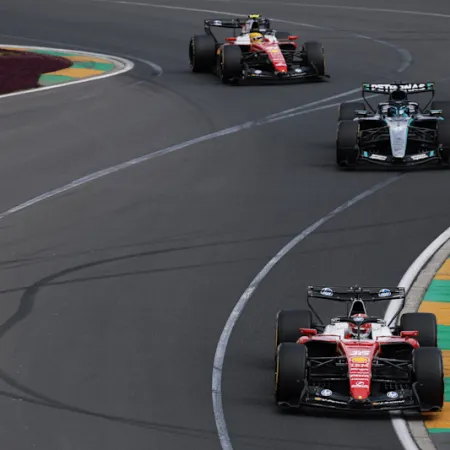 Mercedes domina o GP da Austrália com vitória de Russell e pódio de Antonelli